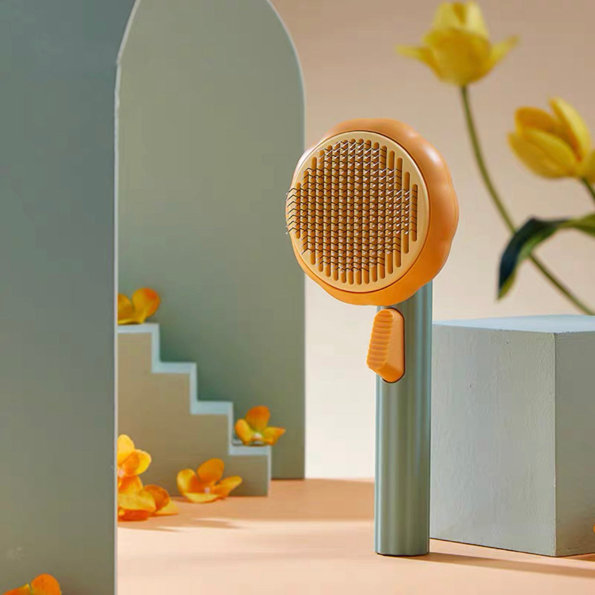 Self-Cleaning Pet Grooming One-Click Hair Brush - Sunflower